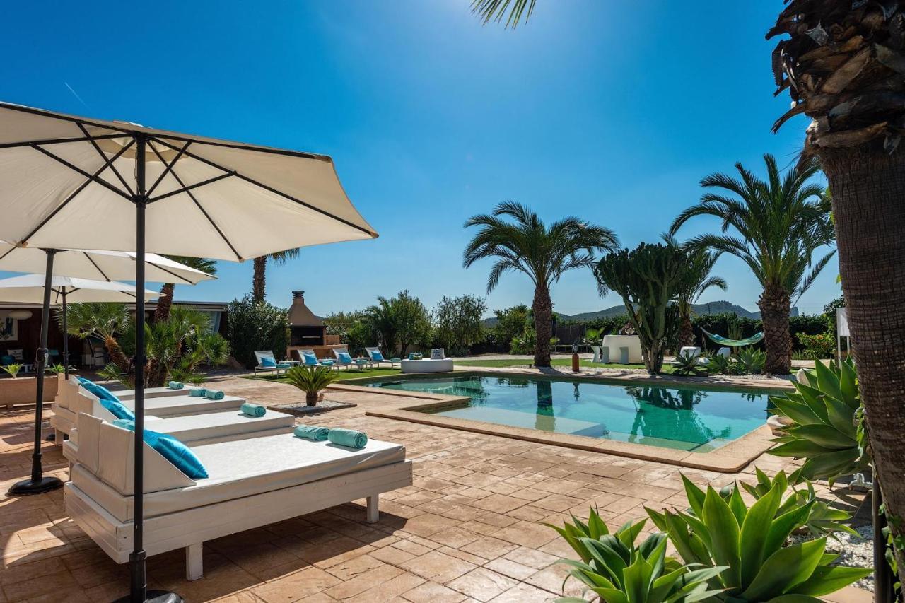 Serena Villa Sant Francesc de s'Estany Exterior photo