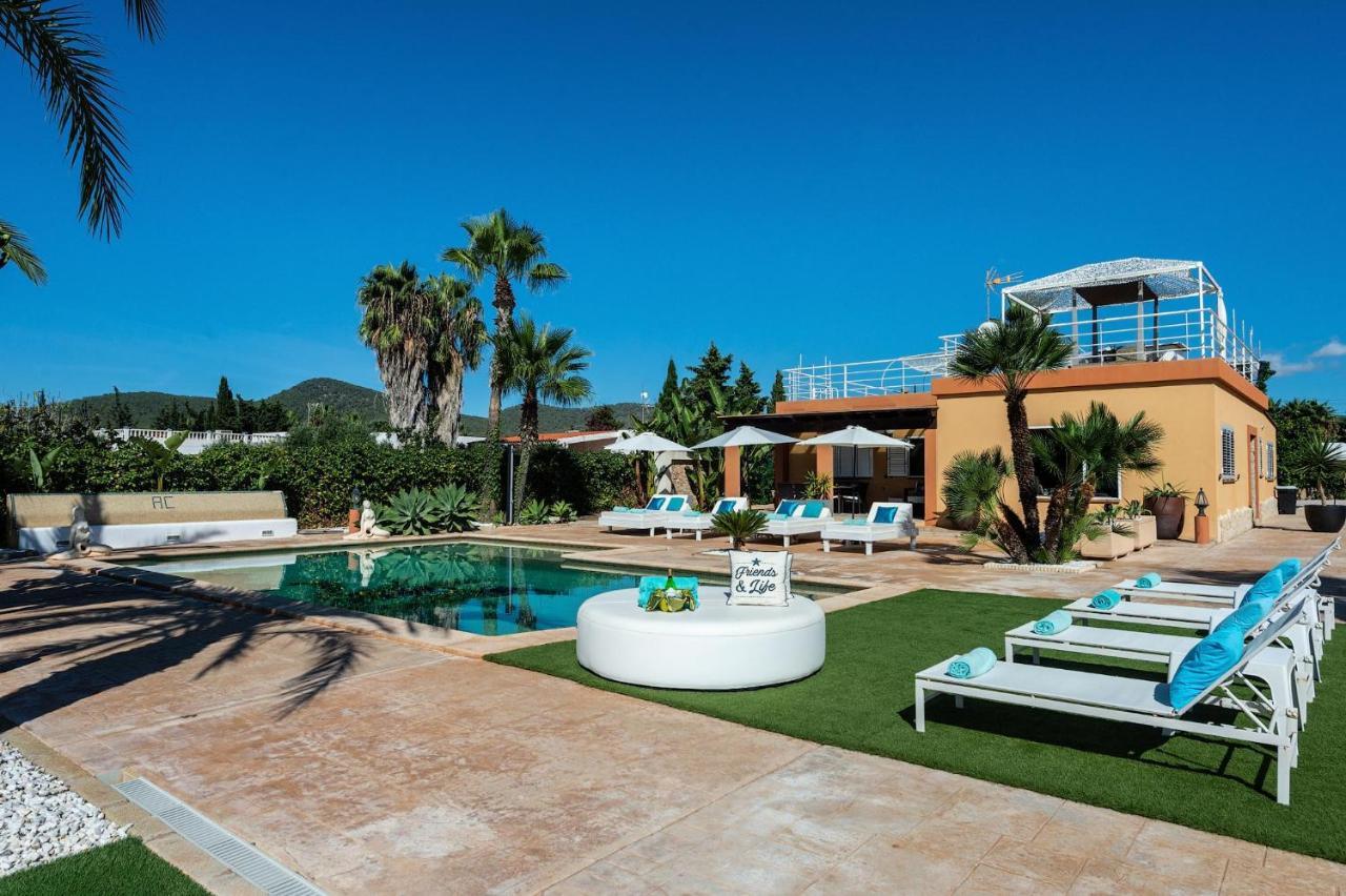Serena Villa Sant Francesc de s'Estany Exterior photo