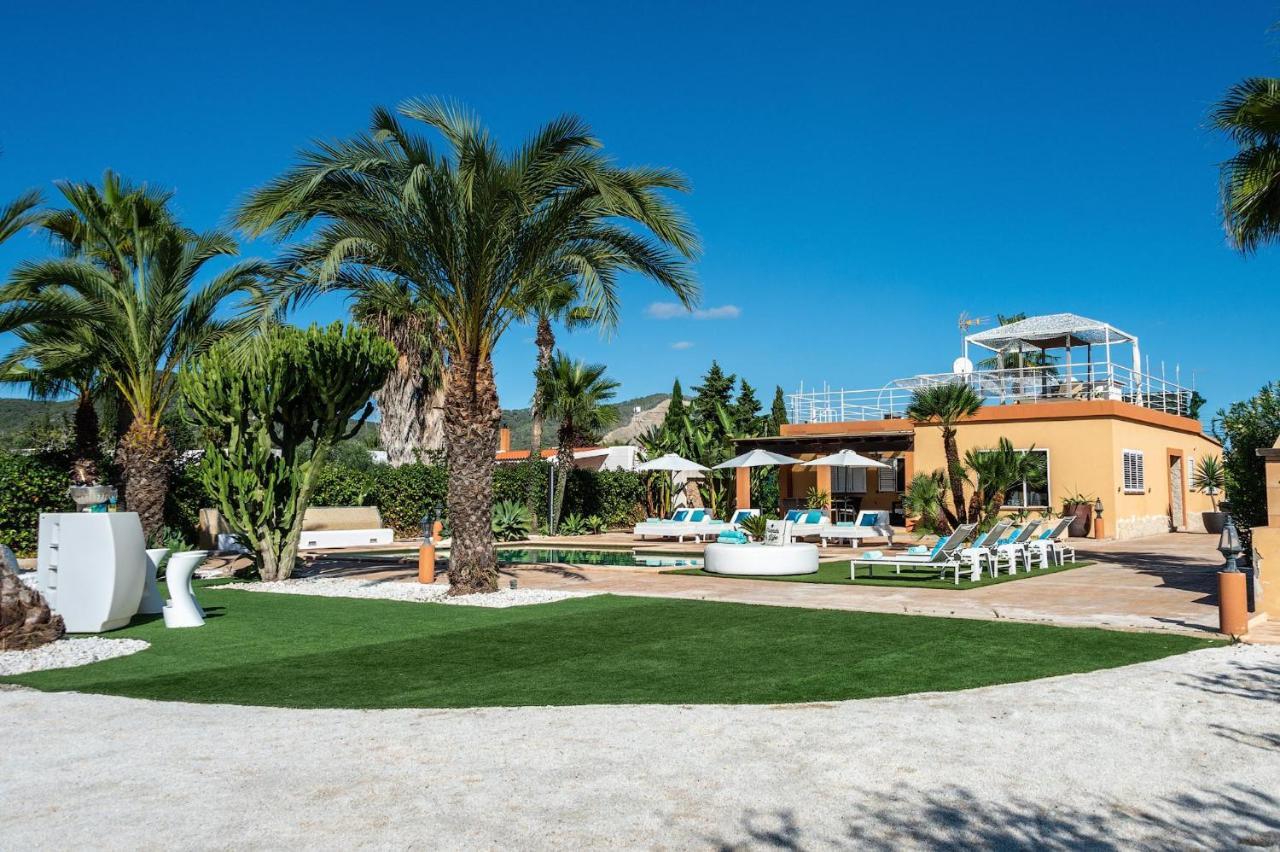 Serena Villa Sant Francesc de s'Estany Exterior photo