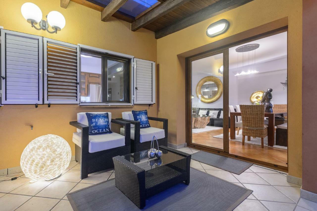 Serena Villa Sant Francesc de s'Estany Exterior photo